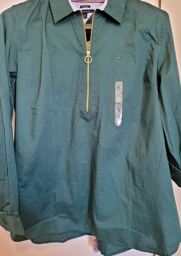 Tommy Hilfiger green long sleeve dress shirt